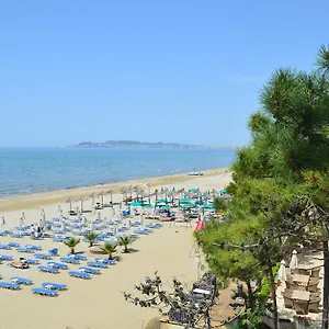 Uani , Durrës Albanien