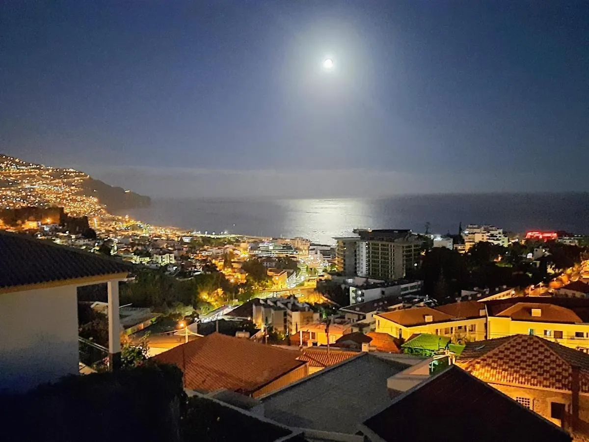 Apartments Vista Oceano Funchal  Funchal (Madeira)